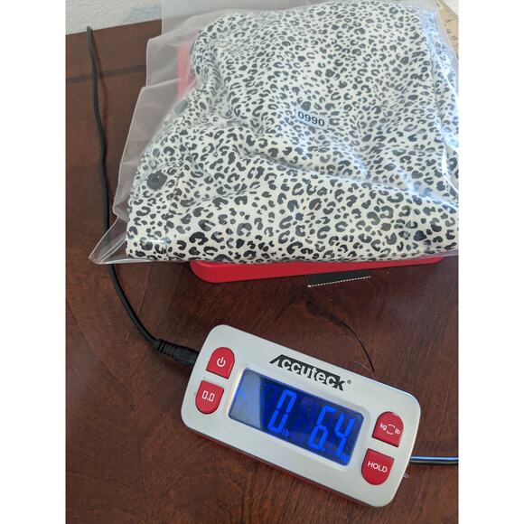 Amazon Essentials Animal Print Blouse Large Black White Button Front V Neck Work - Picture 8 of 9